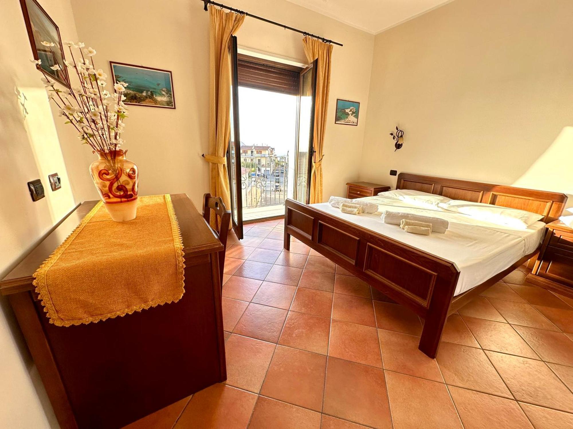 Luxury Accommodation Santa Domenica  Exterior foto