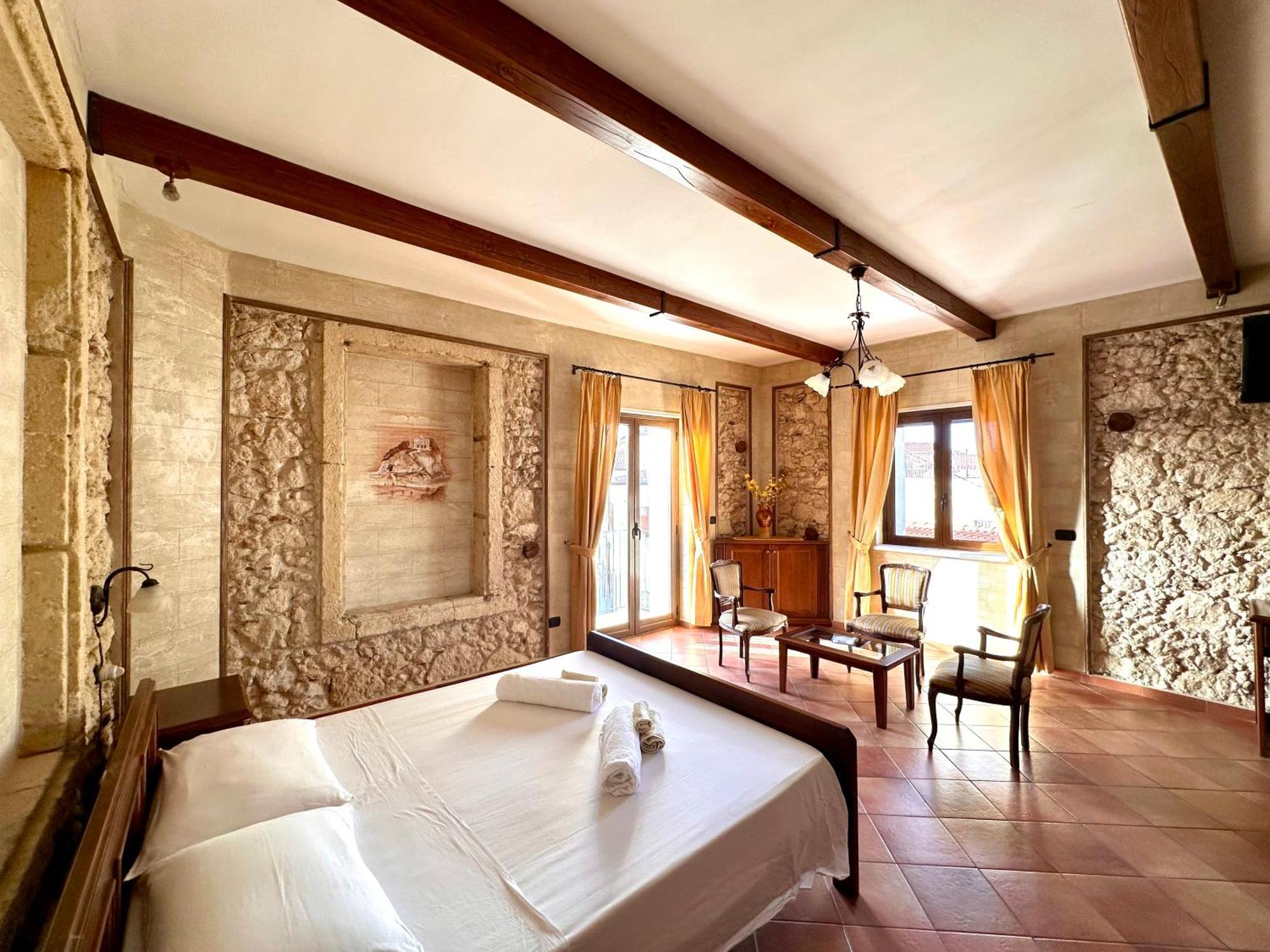 Luxury Accommodation Santa Domenica  Exterior foto